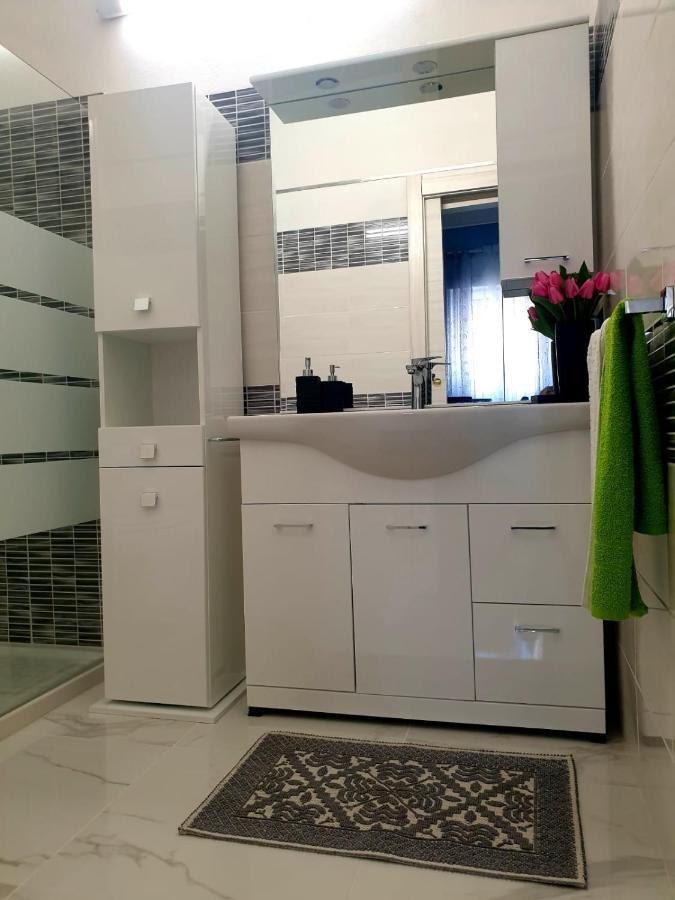 La Rosa Dorata Apartment Martis Екстериор снимка